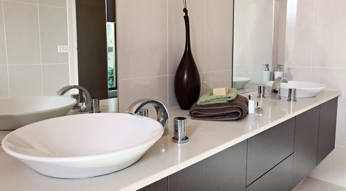 bathroom-00